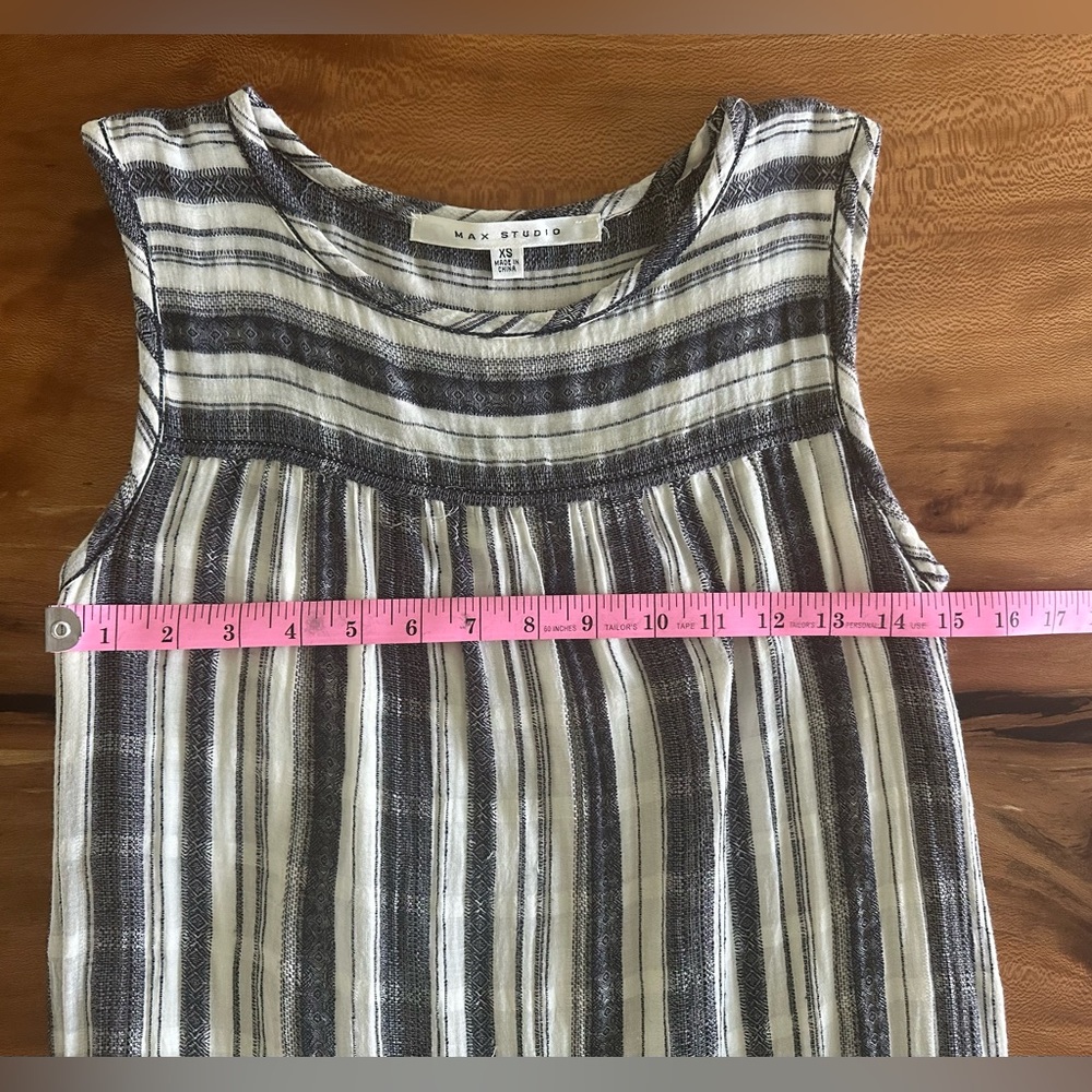 Max Studio Sleeveless Dress - Picture 3 of 11